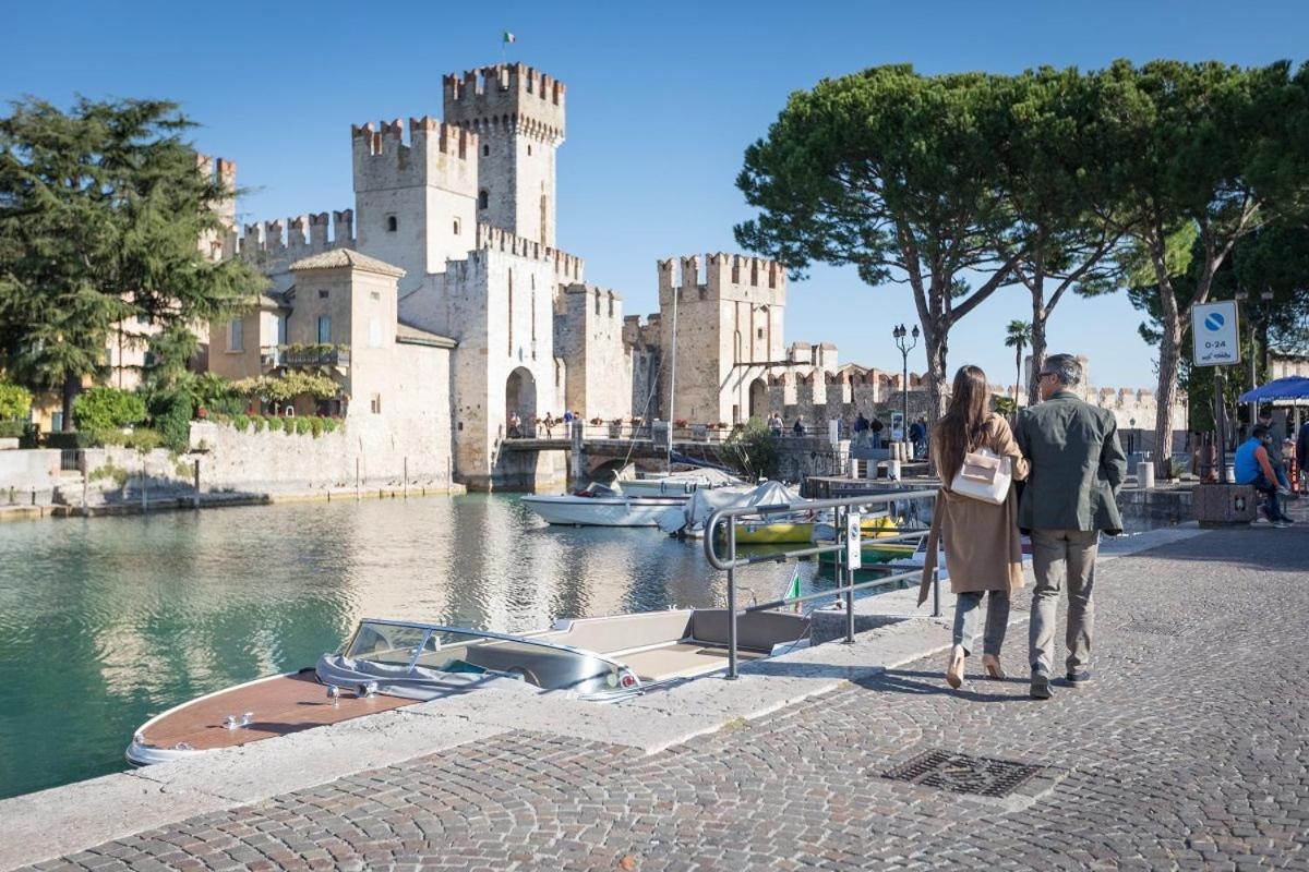 Sirmione Appartement Residenz Cesare Exterior foto